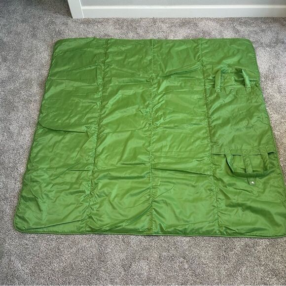 Pottery Barn Kids Packable Beach Blanket Tote Picnic EUC - Picture 3 of 6